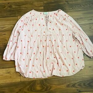 St. John’s bay embroidered top